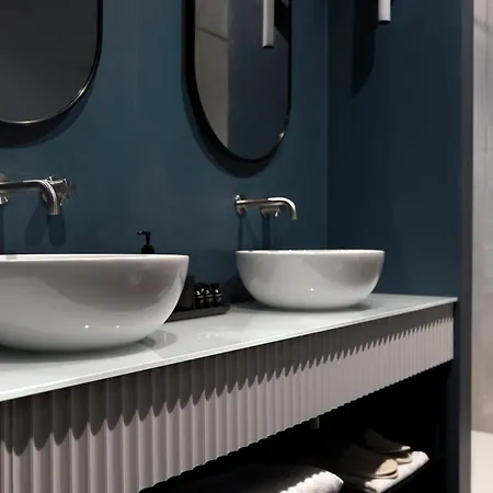 بيت ضيافة Adaram نابولي