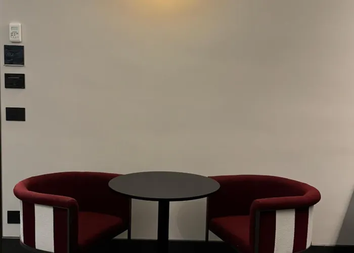 Casa de hóspedes Adaram 4*