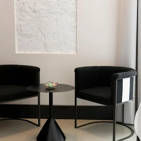 Adaram Неаполь